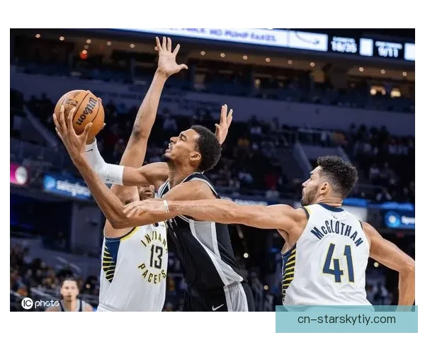 文班33分10板马刺七人上双 文班33分10板马刺七人上双